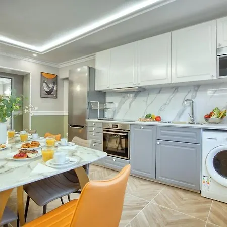 110m2- 3ch-clim-tres Spacieux * Paris